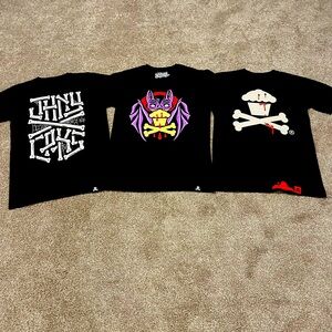Johnny cupcakes rare and spooky T-shirt bundle. size small and gently worn.